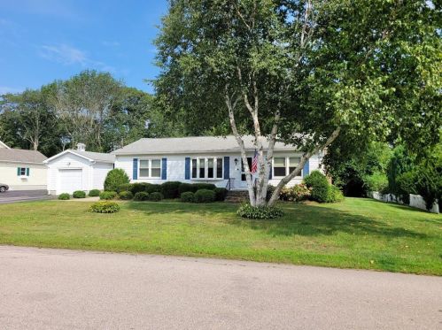 20 Boiling Spring Ave, Westerly, RI 02891-3129