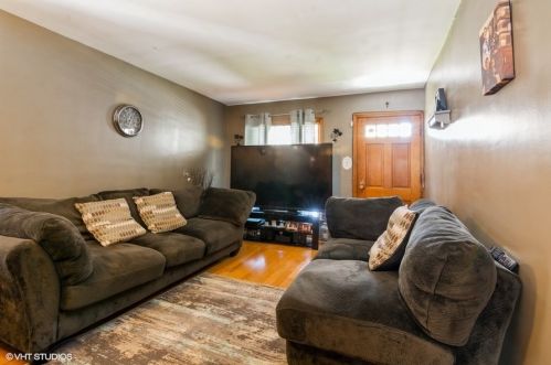 24 166th Pl, Calumet City, IL 60409-6314
