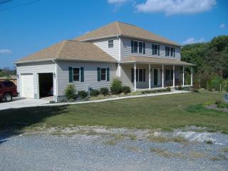 14806 Bushy Park Rd, Woodbine MD  21797-8320 exterior