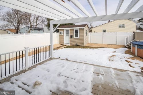 2626 Finlaw Ave, Camden NJ 08109-3116 exterior