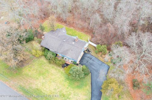 7 Holmes Rd, Plumsted Township, NJ 08533-2024