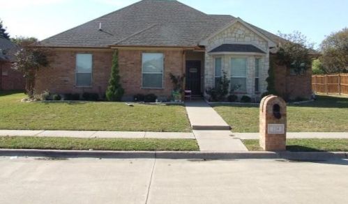 224 Nocona Dr, Waxahachie, TX 75165-1565