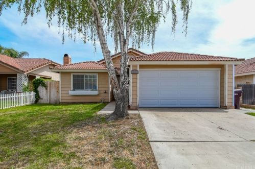 611 Cypress St, Beaumont, CA 92223-4759