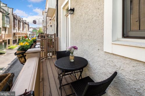 2737 Linden Ln, Silver Spring MD 20910-1212 exterior