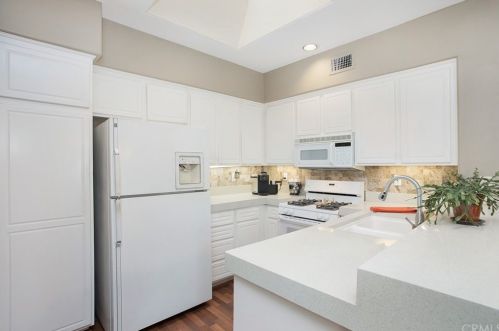 2707 Dietrich Dr, Tustin, CA 92782-1352