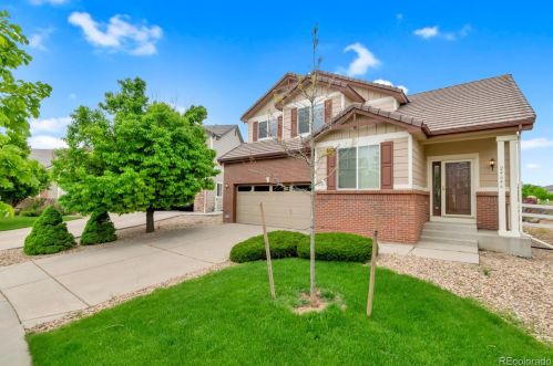 24646 Arizona Cir, Aurora, CO 80018-6070