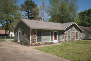4866 Clear Creek Dr, Millington, TN 38053-4006
