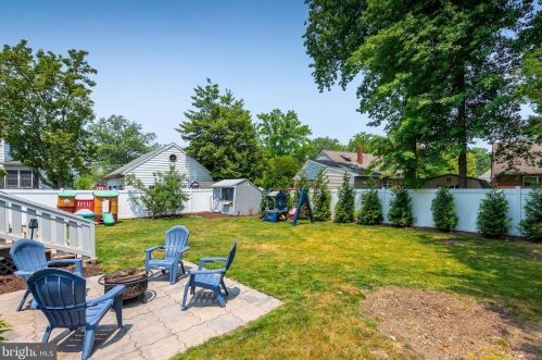 1205 Oakwood Rd, Haddonfield NJ 08033-3632 exterior