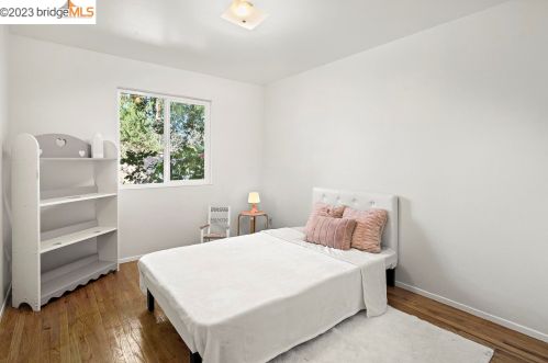 1005 Oak Grove Rd, Concord CA  94518-3004 exterior