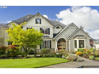 13800 Glendoveer Dr, Portland, OR 97231-2654