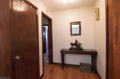720 Newark Ave, Manville, NJ 08835-2150