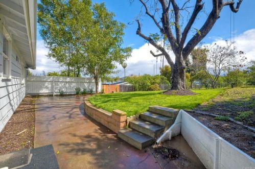 2459 Alta Vista Dr, Vista CA  92084-7028 exterior