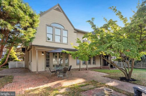 315 Maple Ave, Haddonfield NJ 08033-1438 exterior