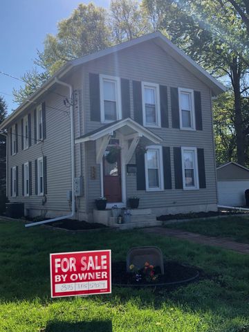 524 Dixon Ave, Nelson, IL 61021-2210