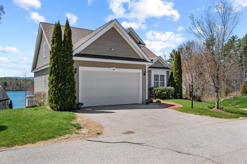 184 Hickory Stick Ln, Laconia, NH 03246-2386