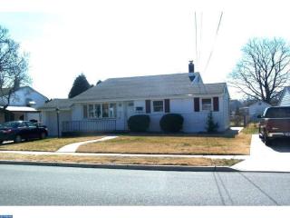 154 Sunnyside Ln, Gloucester, NJ 08031-1141