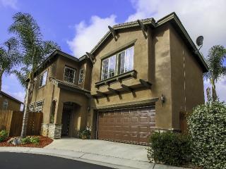 29834 Tricia Ann Ct, Escondido, CA 92026-5948