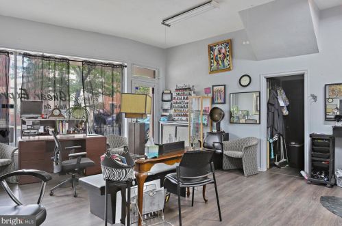 216 Carlisle St, Hanover PA 17331-2448 exterior