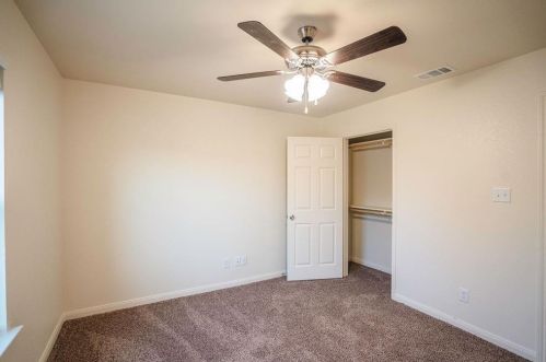 1034 Broadway Ave, Fort Worth TX  76104-1159 exterior