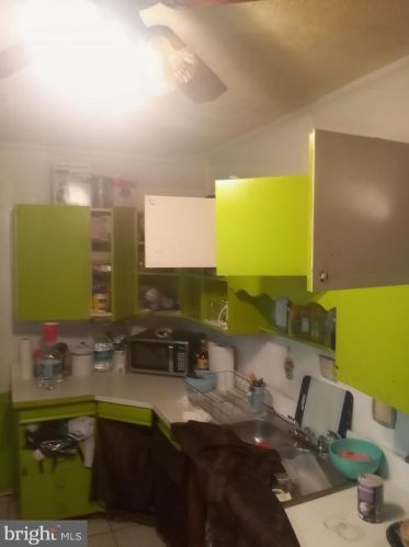 519 Lalor St, Trenton NJ  08611-3233 exterior