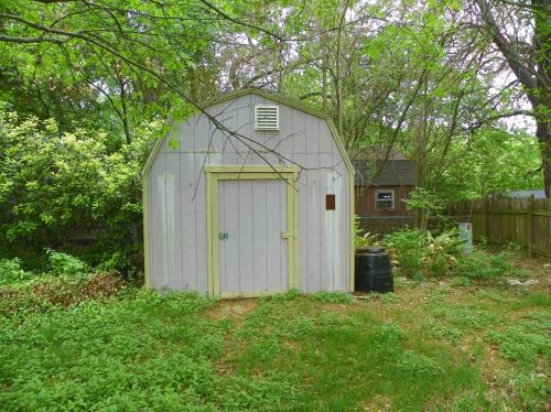 4707 Englewood Dr, Austin TX  78745-2132 exterior