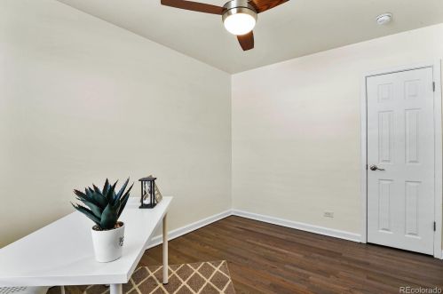 1267 Locust St, Denver CO 80207-2845 exterior