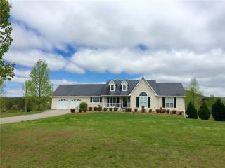 30 Lauren Ln, Rydal, GA 30171-1653