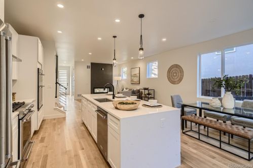 2912 Sherman St, Englewood CO  80113-1678 exterior