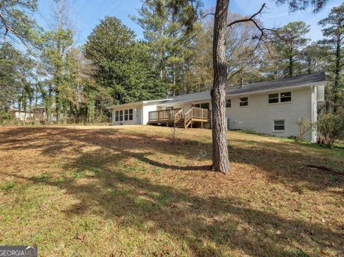 3669 Herschel Rd, Atlanta GA  30337-2306 exterior