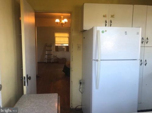 9002 Kimes St, Silver Spring MD 20901-3727 exterior