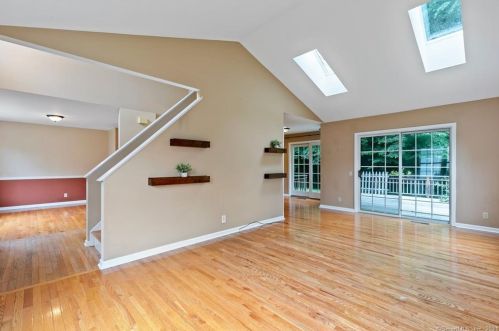 12 Echo Pond Rd, Upper Stepney, CT 06468-2856