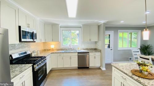 1205 Downs Dr, Silver Spring MD 20904-2027 exterior