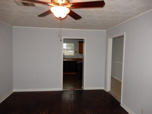 969 Walker St, Angleton TX  77515-4807 exterior