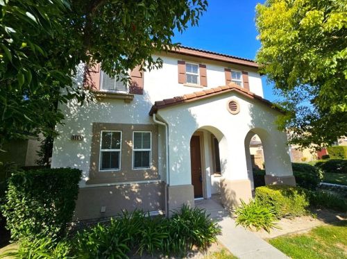 6954 Montego St, Chino, CA 91710-8133