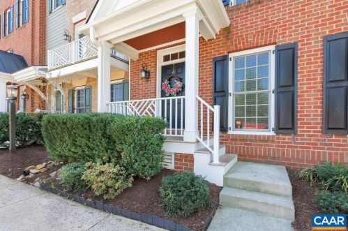 367 Claremont Ln, Crozet, VA 22932-3378