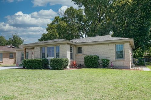 3524 Paramount St, Fort Worth TX  76117-3330 exterior