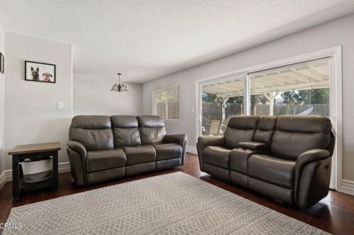 2148 Abraham St, Simi Valley CA  93065-3543 exterior