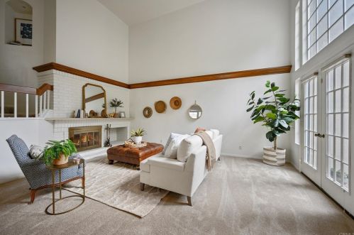 547 Leucadia Village Ct, Encinitas, CA 92024-1536