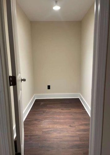 221 Cross Gate Dr, Marietta GA  30068-3921 exterior