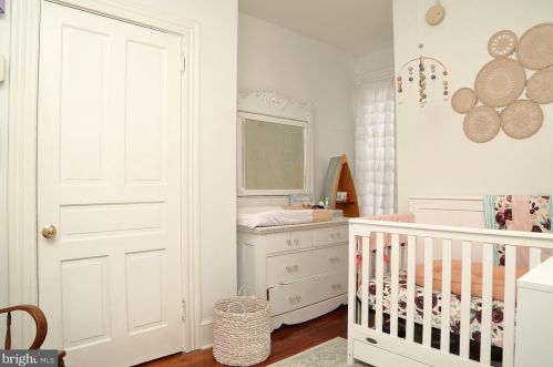 237 Cherry St, Lancaster PA  17602-2725 exterior