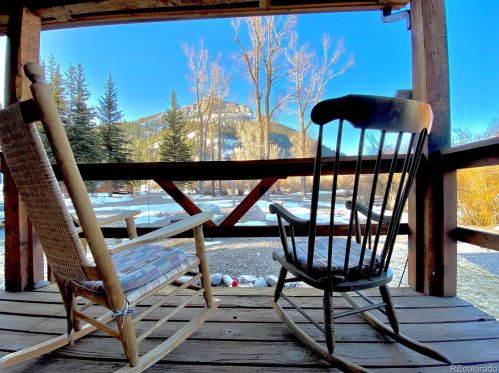35 Cottonwood Dr, Antonito, CO 81120-9324