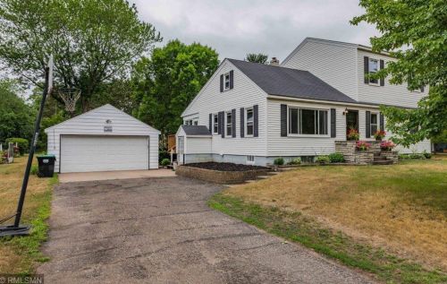7584 Groveland Rd, Saint Paul MN  55112-3802 exterior