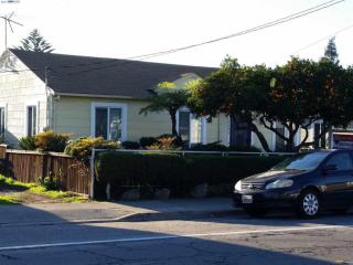 19095 Meekland Ave, Hayward, CA 94541-1660