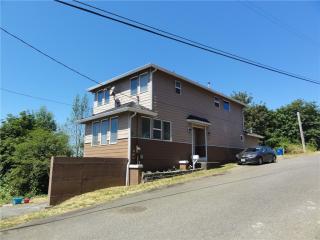 7401 Military Rd, Seattle, WA 98108-3962