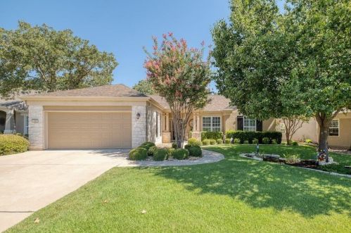 708 Breezeway Ln, Georgetown, TX 78633-5217