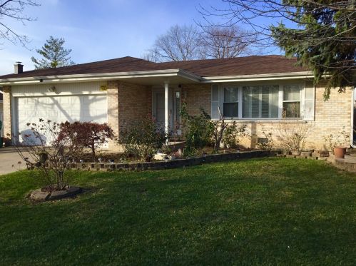464 Carman Ave, Buffalo Grove, IL 60089-6901