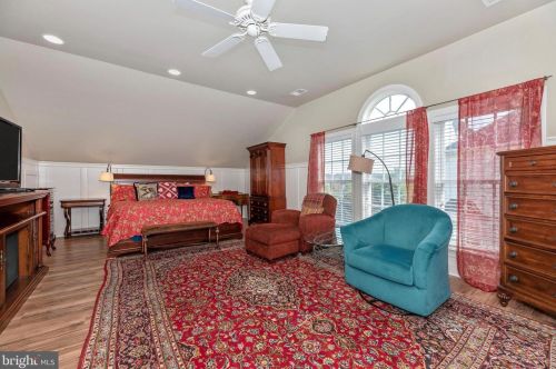 7 Farmstead Pl, Middletown MD  21769-7742 exterior