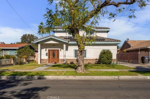 2721 Harvard St, Santa Ana, CA 92704-4526