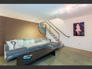 221 Clara St, San Francisco CA  94107-1058 exterior