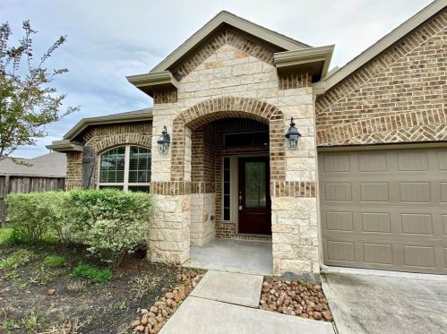 2274 Oak Circle Dr, Conroe TX  77301-3181 exterior